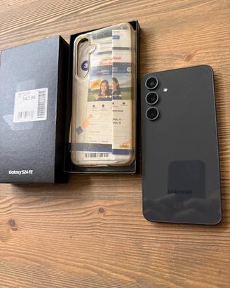 Samsung s24 Fe. smartphone scambi permute