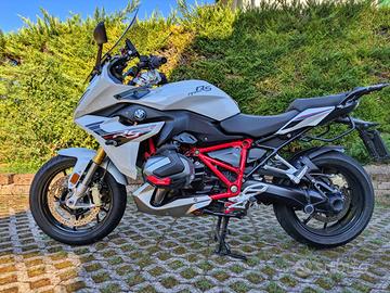 BMW R1250RS