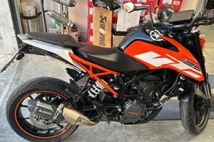 ktm Duke 125