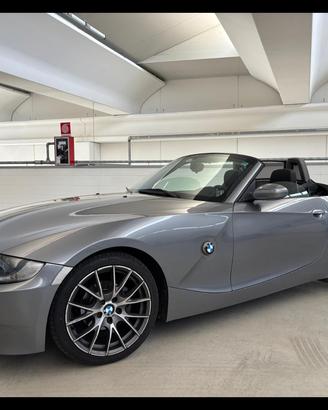 BMW Z4 E86 Roadster - Z4 Roadster 2.0i U8761