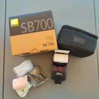 Flash Nikon SB700