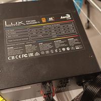 alimentatore  RGB modulare 650 aerocool