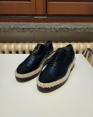 Scarpa polacchina blue Chanel con perline