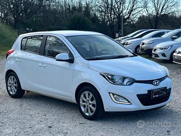 Hyundai i20 1.1 CRDi POCHI KM CERTIFICATI PERMUTE 