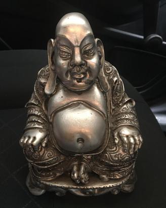 Buddha anziano in resina laminato argento