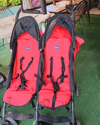 passeggino fratellare