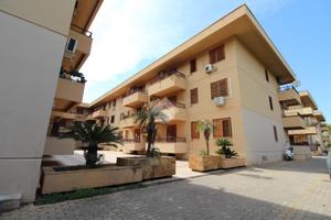 4 LOCALI A PALERMO