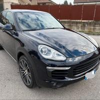 PORSCHE CAYENNE 3.0D/FARI XENO/CERCHI 21/PINZE GIA