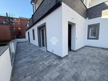 4 LOCALI A GUIDONIA MONTECELIO