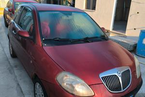 lancia Ypsilon 1.3 mj cambio automatico 