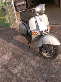 Vespa Indiana Bajaj Classic 150 