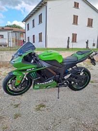 Kawasaki Ninja zx6r