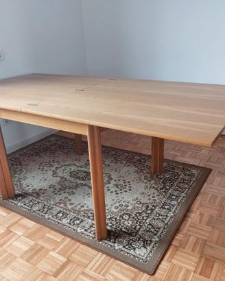 Tavolo in legno