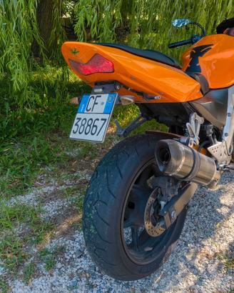 Kawasaki Z750 arancione