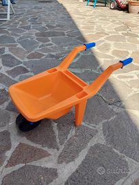 cariola spiaggia bimbo