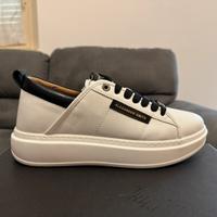 Sneakers nuove Alexander Smith tg. 42