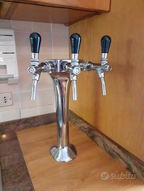 Colonna per spillatura soprabanco a tre vie