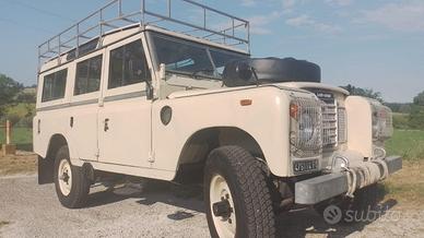 Land Rover serie III 109 9 posti Asi