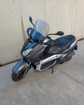 Yamaha XMAX 125