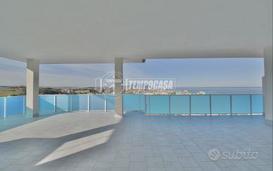 APPARTAMENTO PANORAMICO CON AMPIO TERRAZZO