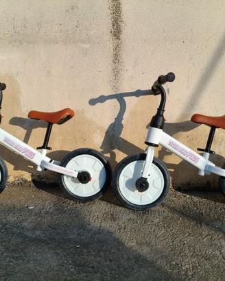 Triciclo per Bambini con Rotelle e Pedali Estraibi