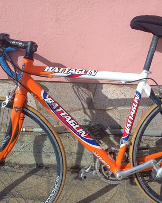 Bici  BATTAGLINI - Ruote Campagnolo Scirocco G3