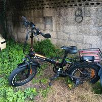 Sarnelli  bicicletta elettrica Fat Bike pieghevole