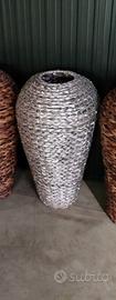 Vaso zilna in rattan argento