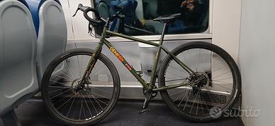 GENESIS VAGABOND gravel