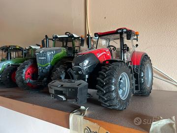 Trattori giocattoli bruder