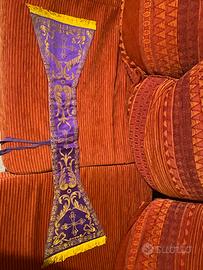 Stola sacerdotale viola ricamata con croci