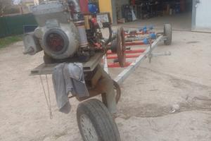 Carrello barca motorizzato
