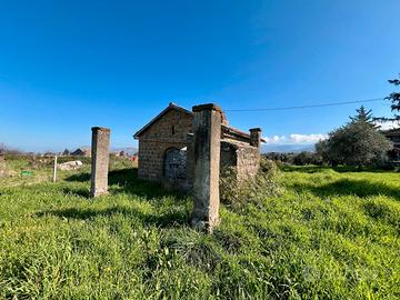Zagarolo: rustico civile abitazione con terreno