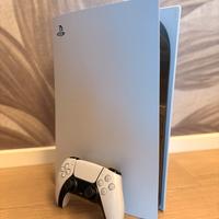 PS5 Digital + Base di ricarica