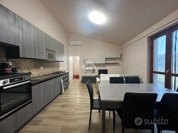 4 LOCALI A MASSA MARTANA