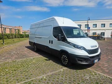 iveco daily maxi  35-180