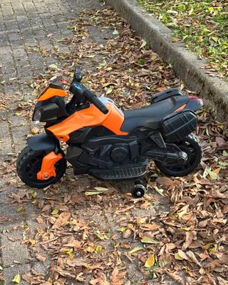 Moto elettrica bambino