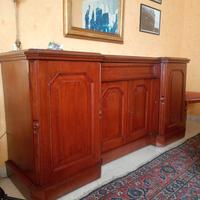 antiquariato credenza inglese