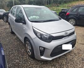 Kia Picanto 1.0 benzina anno 12-2017 incidentata