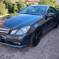 Mercedes  vea classe e coupe 