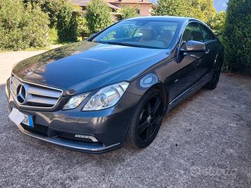 Mercedes  vea classe e coupe 