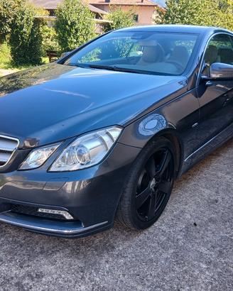Mercedes  vea classe e coupe 