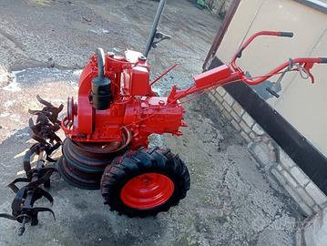 TRATTORE MOTOZAPPA 14 CV. DIESEL