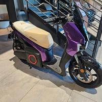 Scooter 125 seat Mò