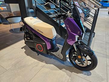 Scooter 125 seat Mò