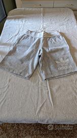 Pantaloncini Adidas,DUE PEZZI,stampa logo,grigio