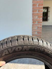 Pneumatici 205/60 R16 Avon invernali
