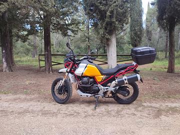 Moto Guzzi V85 TT - 2022