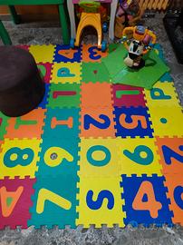 Lotto 9 tappeti puzzle 30x30 cm in schiuma 1 m²