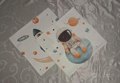 2 copricuscini fodere a tema spaziale 45x45cm 